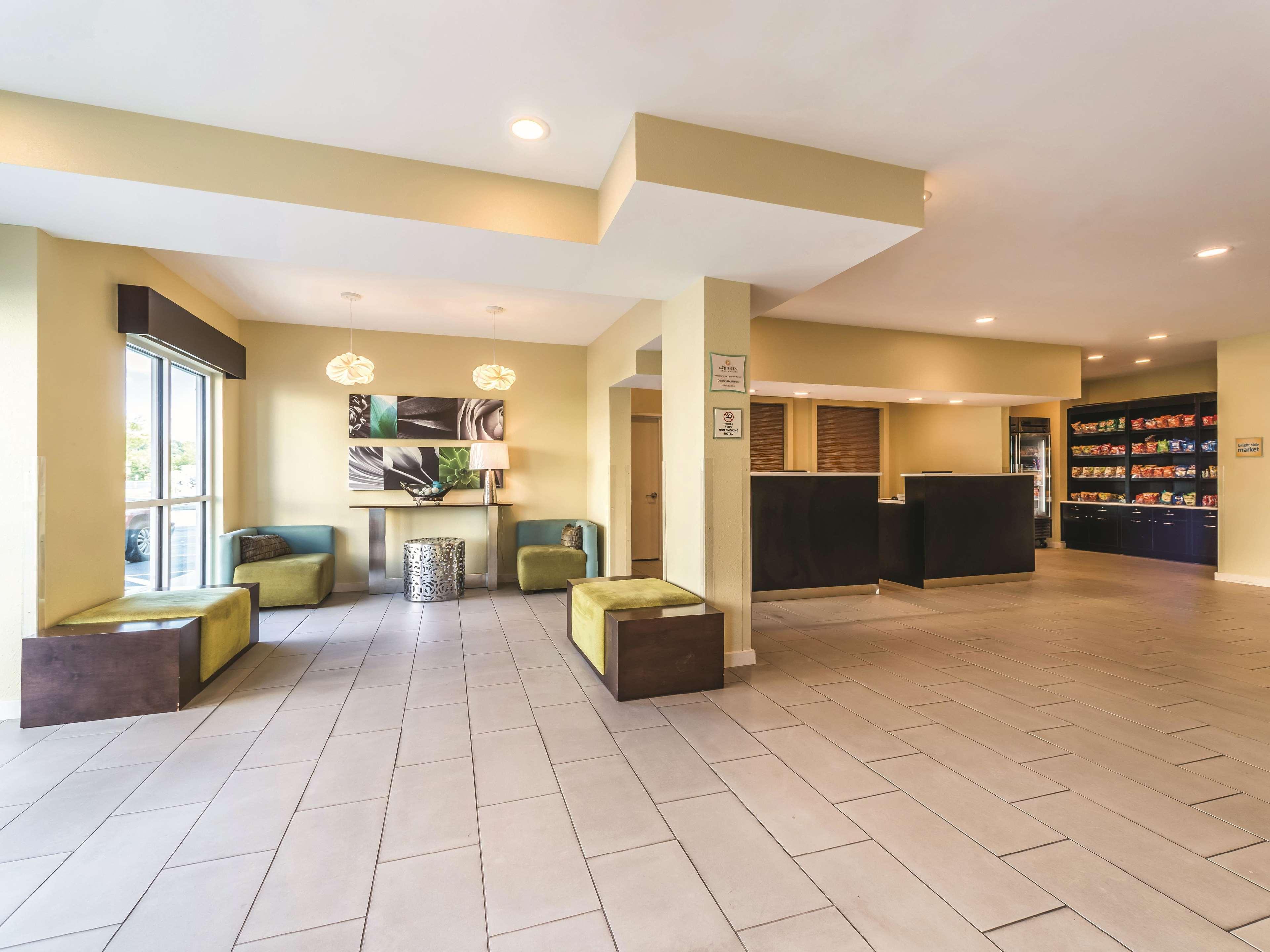 La Quinta By Wyndham Collinsville - St. Louis Bagian luar foto