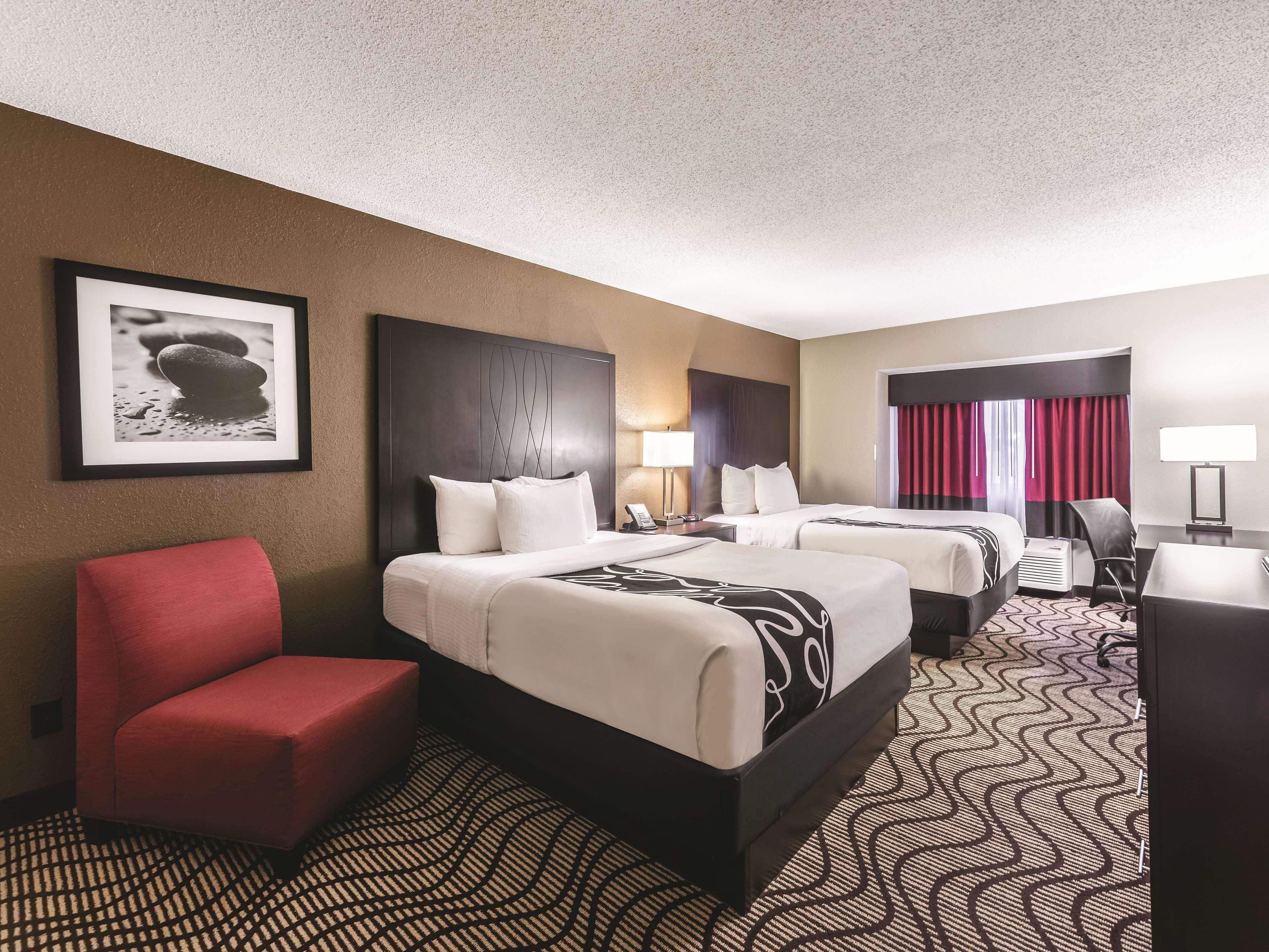 La Quinta By Wyndham Collinsville - St. Louis Bagian luar foto