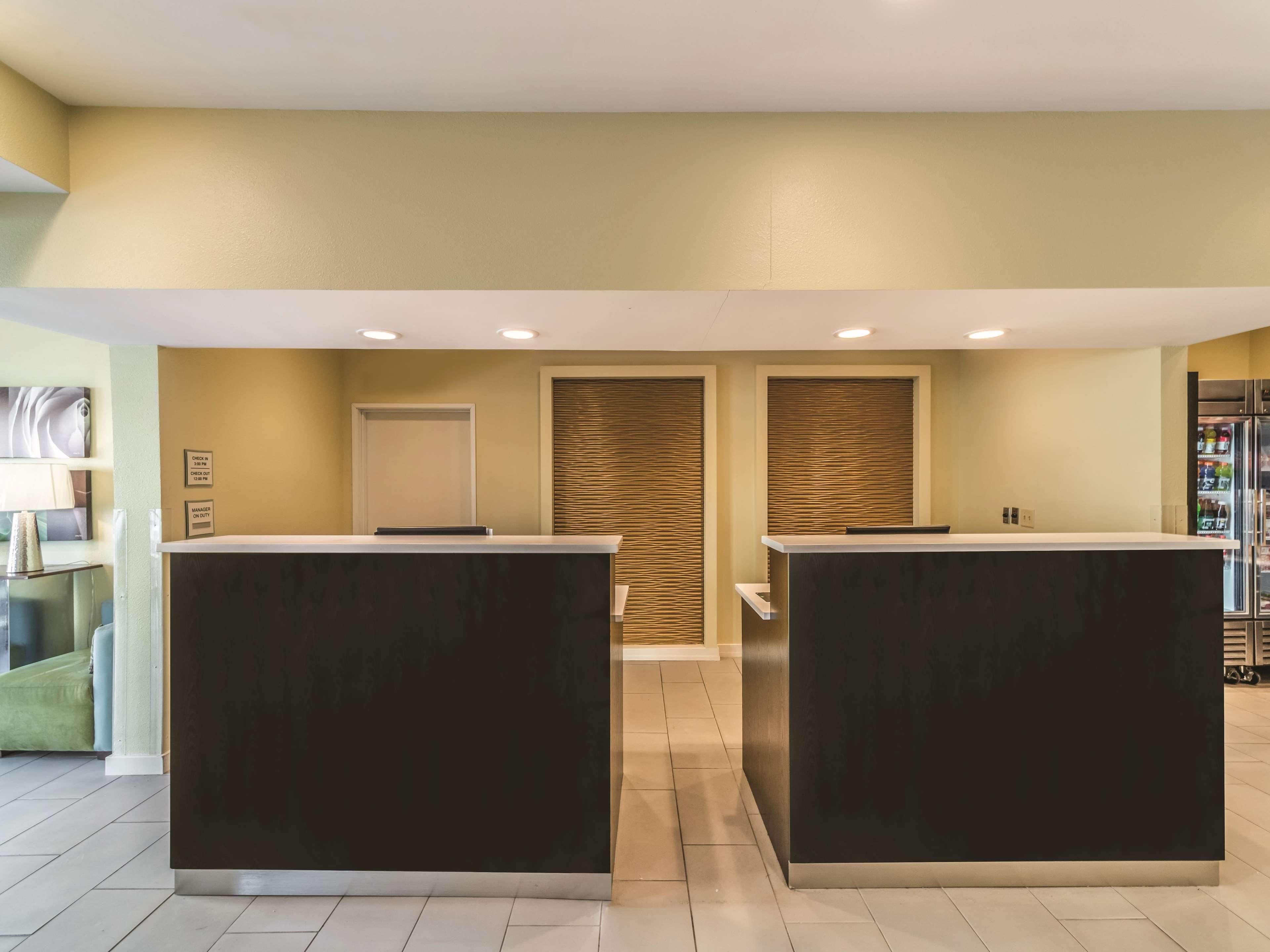 La Quinta By Wyndham Collinsville - St. Louis Bagian luar foto